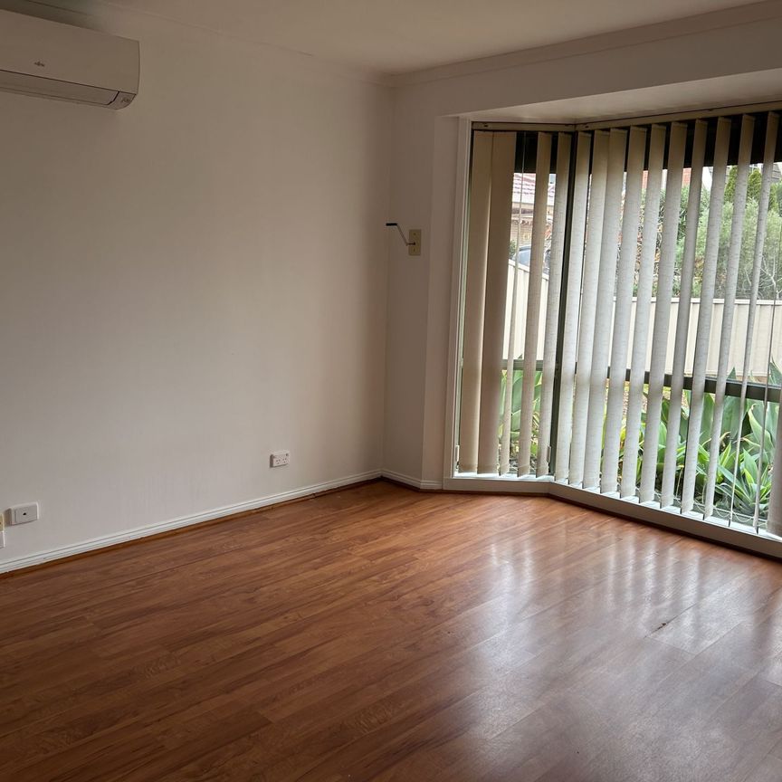 Spacious Family Home in a Quiet Court Location - Photo 1