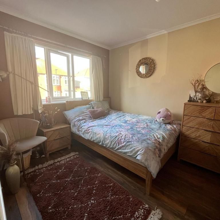1 bedroom semi-detached house to rent - Photo 1