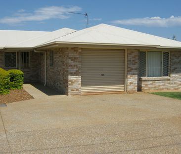 2/4A Blake Street, WILSONTON - Photo 6