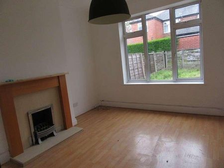Kings Road, Firswood, Manchester, M16 - Photo 2