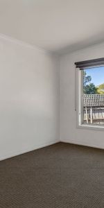 Ideally Located - Photo 4