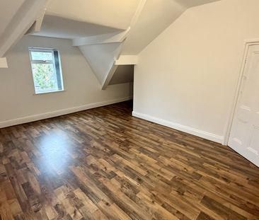 4 bedroom flat to rent - Photo 4