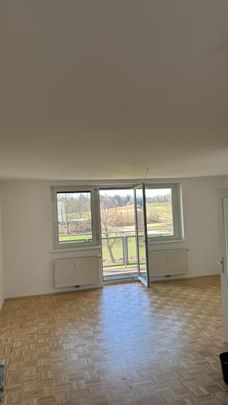 Preding - Erlensiedlung 2/5: 3 Zimmerwohnung mit Balkon und Carport! - Photo 1