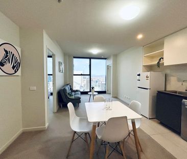 Fully furnished 2 bed 1 bath @ Collins Tower - Photo 5