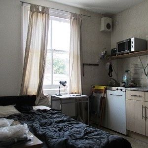 SELF CONTAIN STUDIO FLAT TO LET IN HOLLOWAY, LONDON N7. DSS CONSIDERED - Photo 1