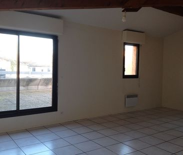 CASTANET TOLOSAN hyper centre Grand T1 avec immense terrasse - Photo 4