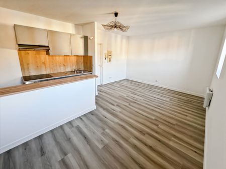 Apartment - Photo 2