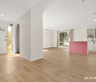 47 Dixson Circuit, Conder ACT 2906 - House For Rent | Domain - Photo 2