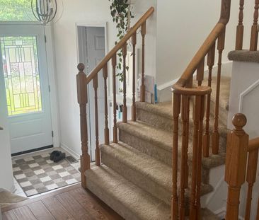 For Lease - 14 Blacksmith Lane, Whitby, Ontario - Photo 4