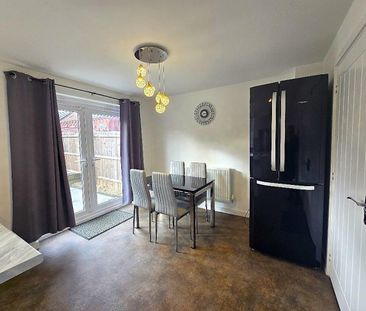 4 Bed Detached house For Rent - Photo 2