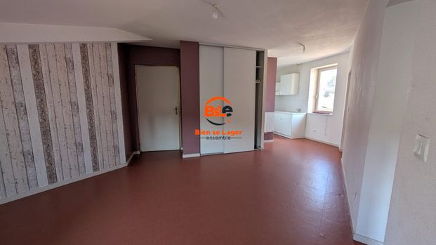 Location Appartement 2 pièces 37m² LEZOUX 63190 - Photo 1