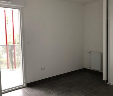 T3 AVEC BALCON ET PARKING - Photo 2