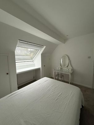 Room in a Shared House, Napier Close, W14 - Photo 1