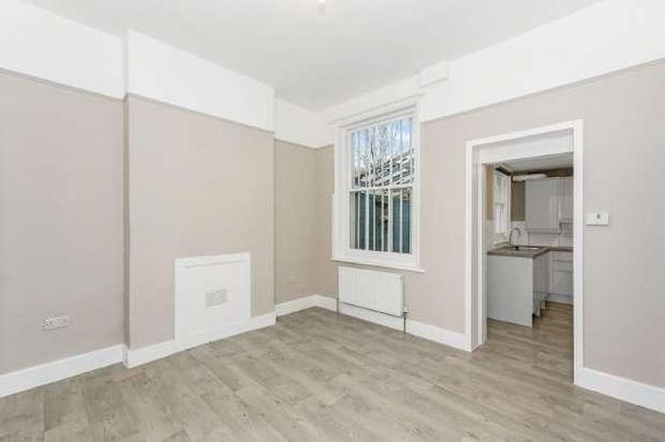 Therapia Road - Gff, East Dulwich, SE22 - Photo 1