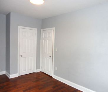 For Lease - 327 Wolverleigh Boulevard, Toronto, Ontario - Photo 4