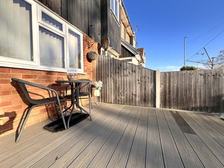 Pippins Court, Ashford - 1 bedroomProperty for lettings - Seymours - Photo 2