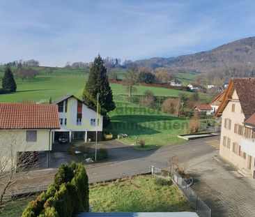 Sonnige Familienwohnung mit Balkon - Photo 3