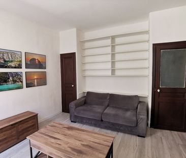 Appartement T1 Marseille 01 à louer - Photo 2