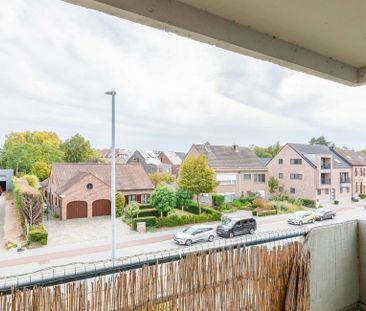 Appartement te huur in Sint-Niklaas voor € 850 met 1 slaapkamer - Photo 4