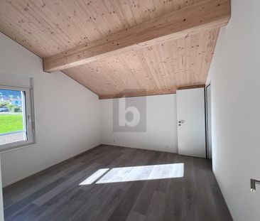 LICHTDURCHFLUTET UND RUHIG GELEGEN - Foto 3