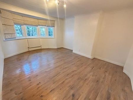 5 bedroom semi-detached house to rent - Photo 2