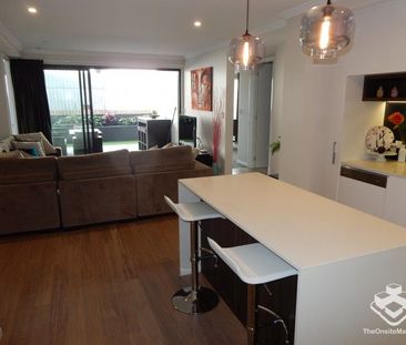 Stunning Ground Floor Love St Apartment - Photo 5