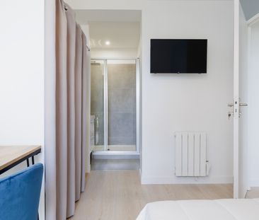 EMAILLERIE Roommate 4 Bedrooms at Bordeaux - Merignac - Photo 3
