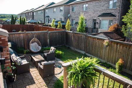 For Lease - 3341 Terra Cotta Lane, Burlington, Ontario - Photo 3