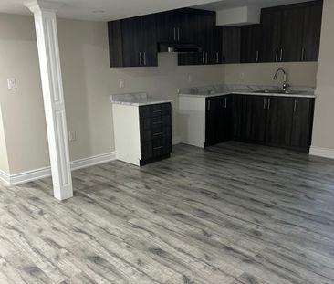 For Lease - 65 Summitgreen Crescent, Brampton, Ontario - Photo 3