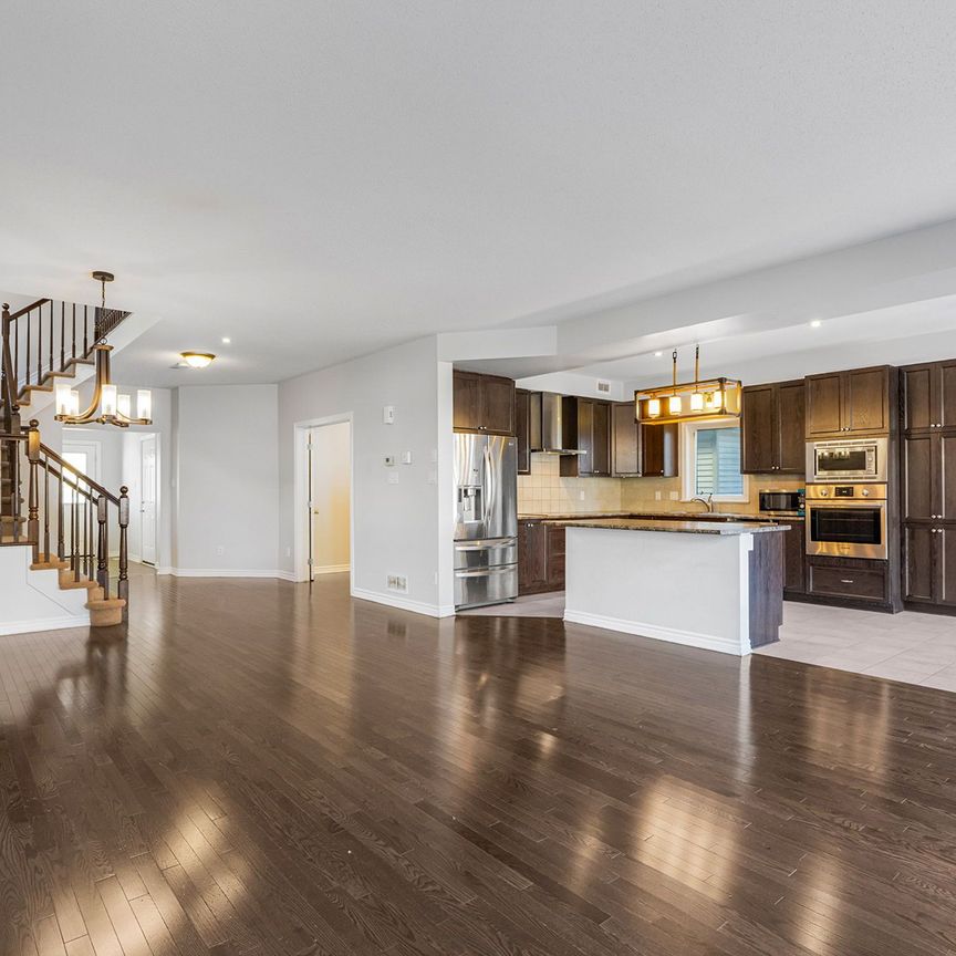 For Lease - 471 Creekview Way, Blossom Park - Airport and Area, Ontario - Photo 1