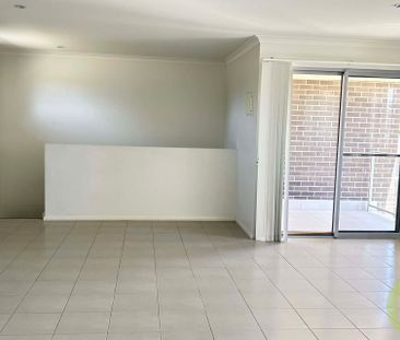 Modern One-Bedroom Apartment in Quiet Bonner Location - Photo 1