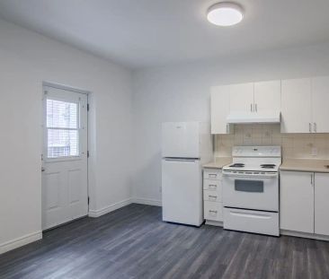 539 Prince-Arthur west — Studio - unit 9 - Photo 1