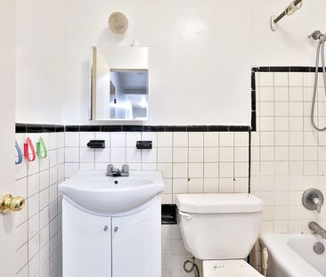 For Lease - 1969 Eglinton Avenue Unit# 310, Toronto, Ontario - Photo 3