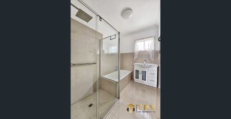 Spacious 4-Bedroom Family Home in Templestowe Lower - Photo 5