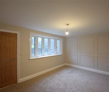 3 bedroom terraced house to rent - Photo 4