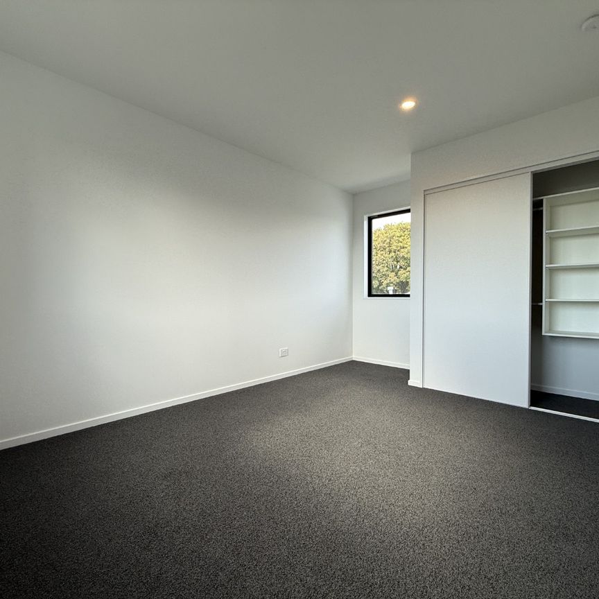 Unit 2, 102 Edinburgh Street, Spreydon, Christchurch - Photo 1