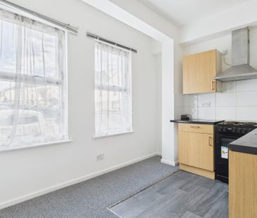 1 bedroom ground floor flat to rent - Photo 5