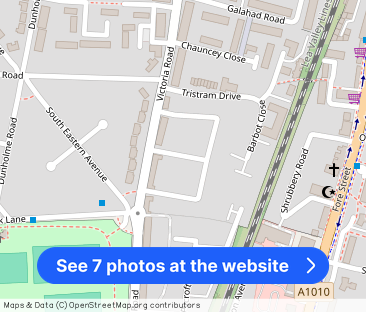 Leonard Road, Edmonton, N9 - Photo 1