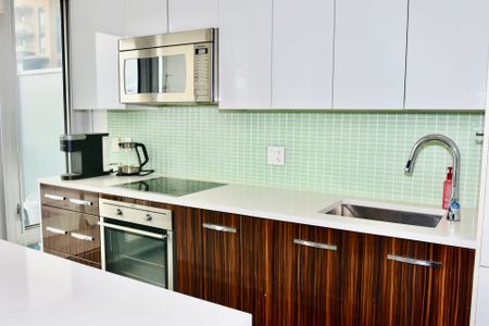 For Lease - 111 Champagne Avenue Unit# 902, Dows Lake - Civic Hospital and Area, Ontario - Photo 5