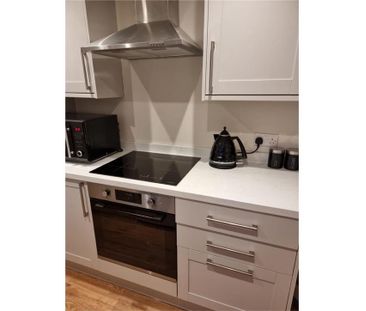 3 bedroom terraced house to rent - Photo 6
