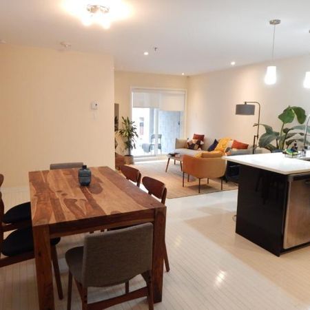 Magnifique condo meublé de 2 chambres au cœur du Plateau - Photo 3