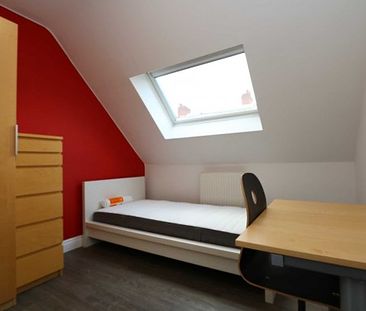 5 Bed - Bramble Street - 5 Bedroom 5 Bathroom Student Apartment, Fu... - Photo 3