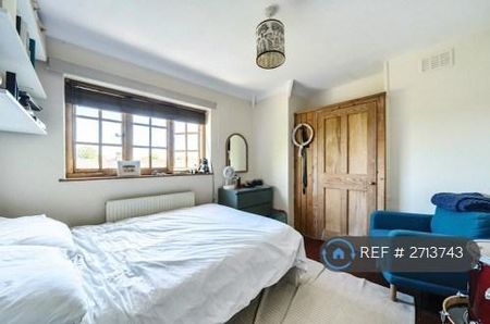 3 bedroom terraced house to rent - Photo 5