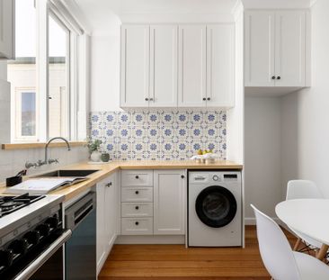 Renovated Apartment in the Heart of Toorak - Photo 6