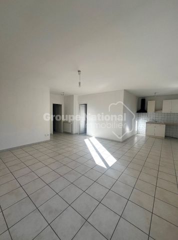 ROGNONAS - Maison de plain pied avec 3 chambres et garage., - Photo 2