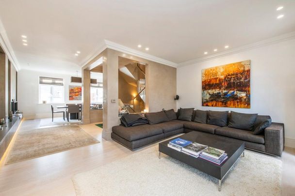 5 bedroom terraced house to rent - Photo 1