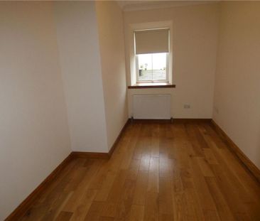 4 bedroom cottage to rent - Photo 3