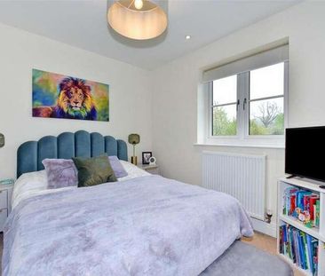 Honey Lane, Hurley, Berkshire, SL6 - Photo 3