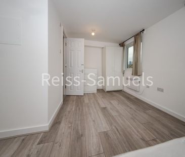 6 bedroom townhouse to rent - Photo 3