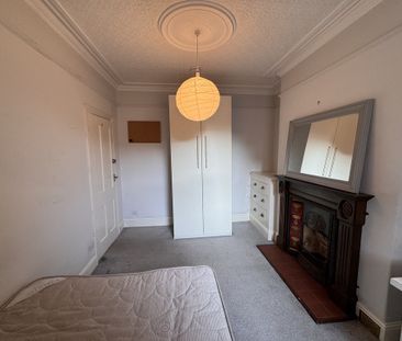 Park Grove, The Groves - P2206 - Photo 3